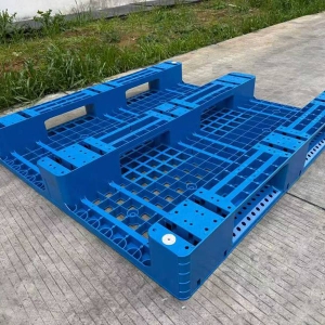 1311川字网格加厚塑料托盘内置7根钢管