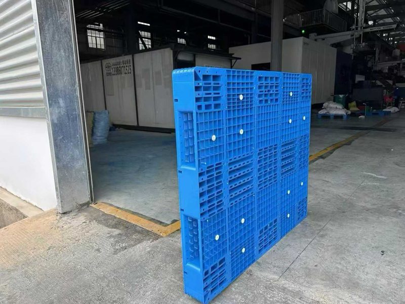 加厚型双面型塑料托盘，抗冲击水泥堆码重型双面托盘(图2)