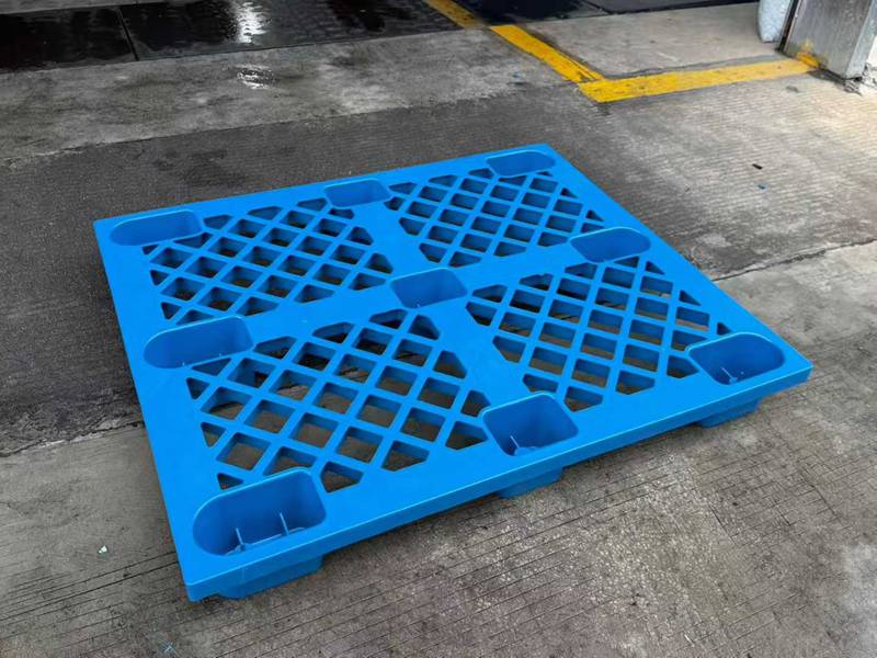 1208窄型塑料托盘叉车进叉尺寸(图1)