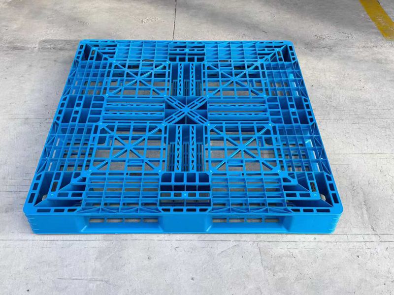 山东面粉厂专用田字型加厚塑料托盘(图1)